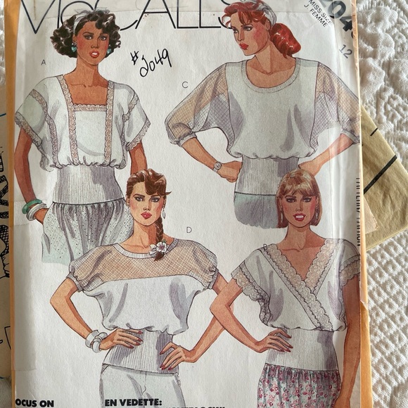 Uncut top shirt, blouse, stretch knit size 12 four variations - Picture 1 of 3